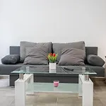 Beautiful Studio Near U1 Reumannplatz - 9 Min From City Center